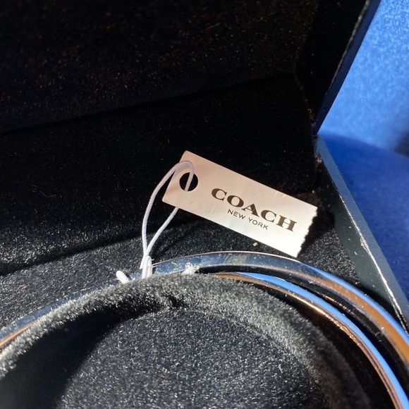NWT Coach Criss Cross Bangle - Picture 5 of 7